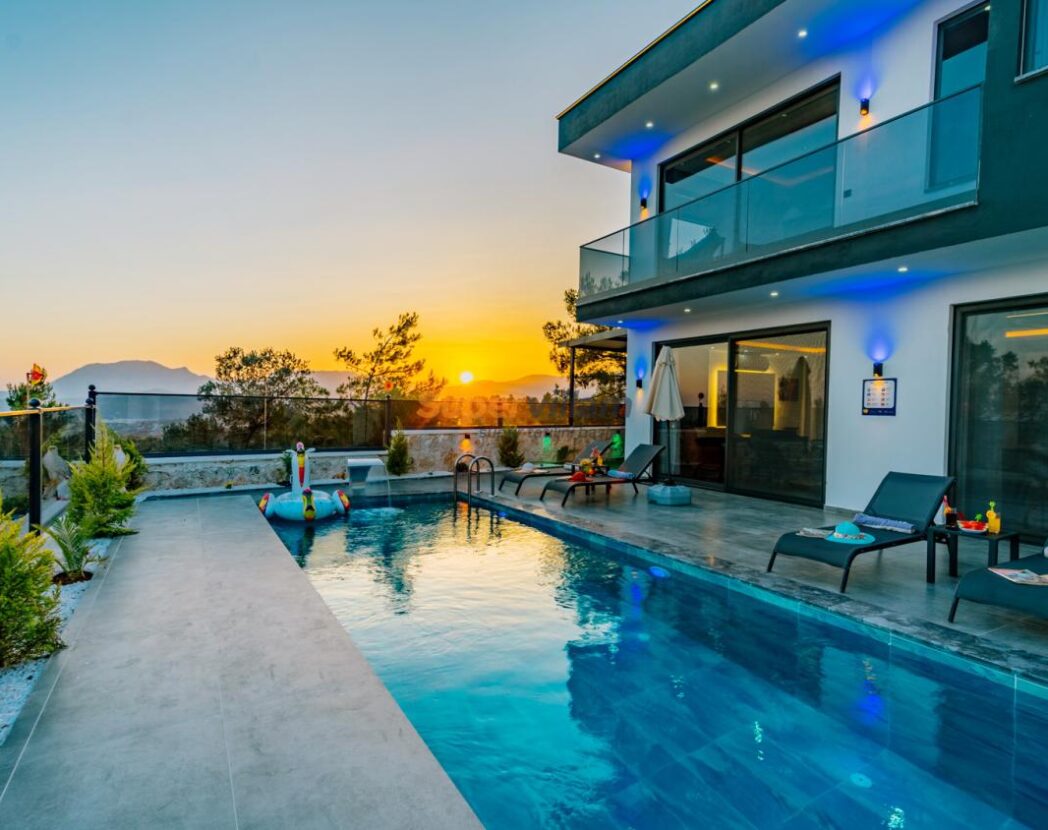 ویلاهای استخردار